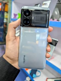 Realme GT 5