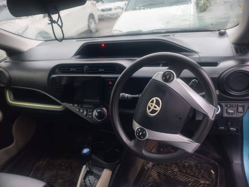 Toyota Aqua 2012/2016 8
