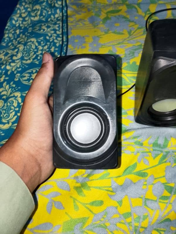 Hotmal HN-88 speakers with box 1