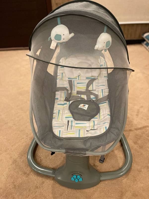 it’s a baby swing bed 10