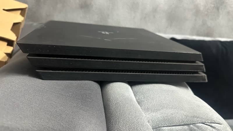 PlayStation 4 pro 4