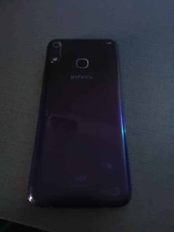 Infinix Hot 8 Lite 4