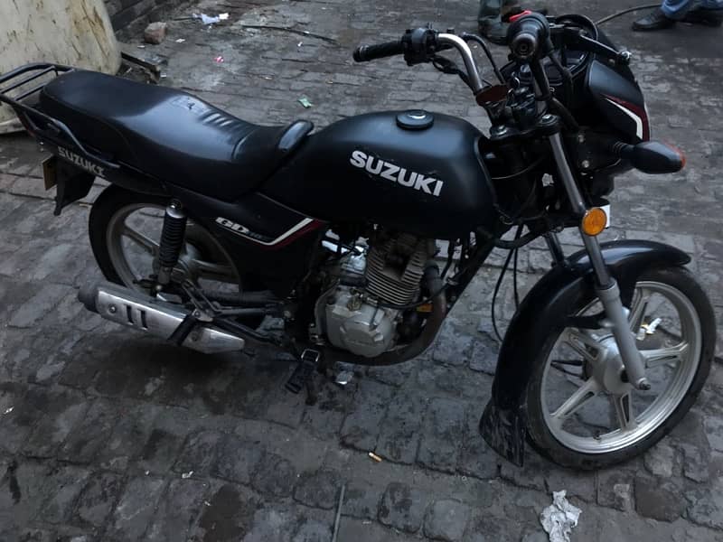 suzuki gd 110 (2020) is in good condition 1