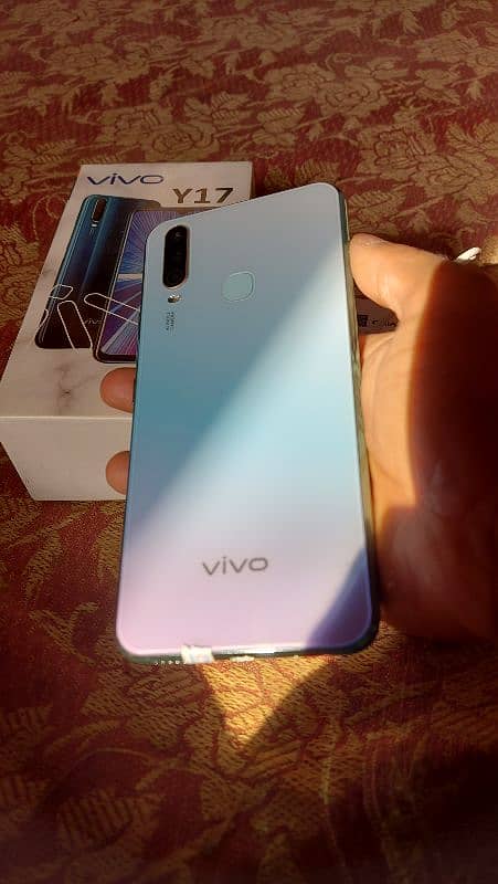 urgent sale vivo y17 1