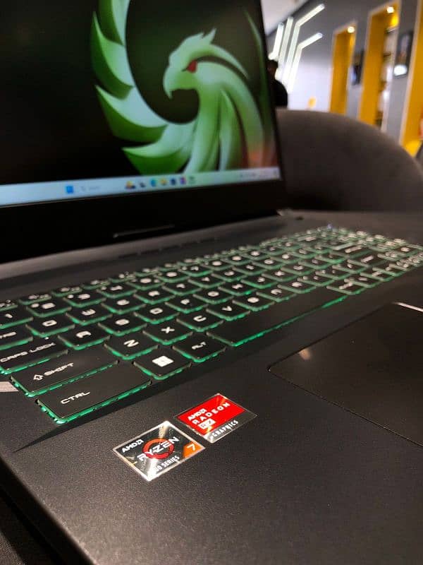 MSI ALPHA 15 - Gaming Laptop 2