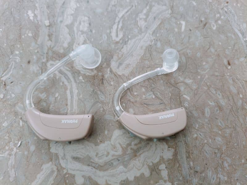 PHONAK HEARING AID'S 3