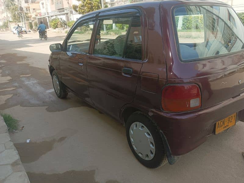 Daihatsu Cuore 2004 4