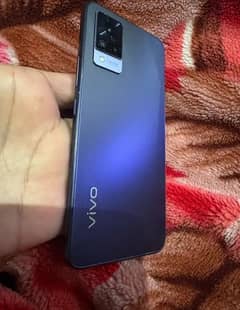 vivo v21 with only box