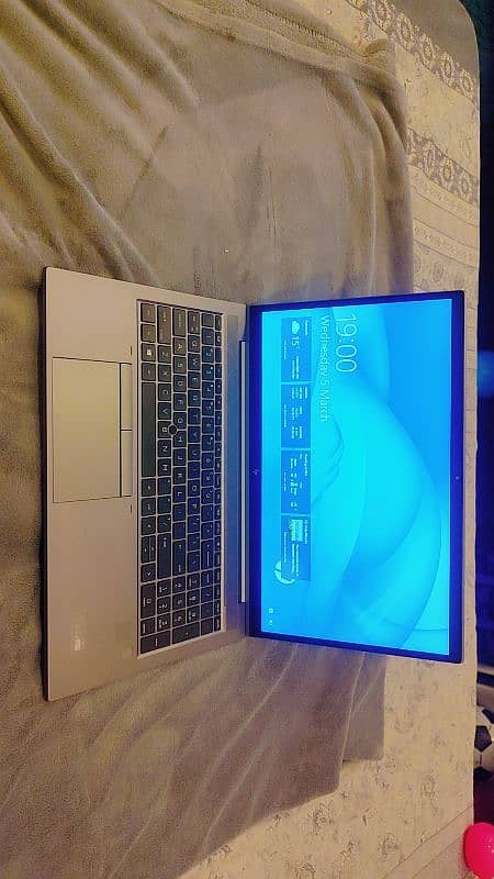 Hp Z book, Beast Machine, 32 GB Ram, 512 GB, 4GB Graphics Card 6