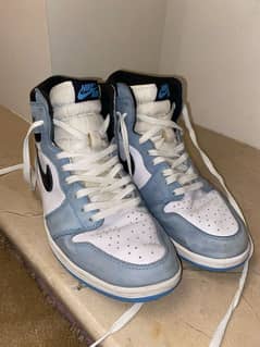 Air Jordan 1 size 44 University Blue