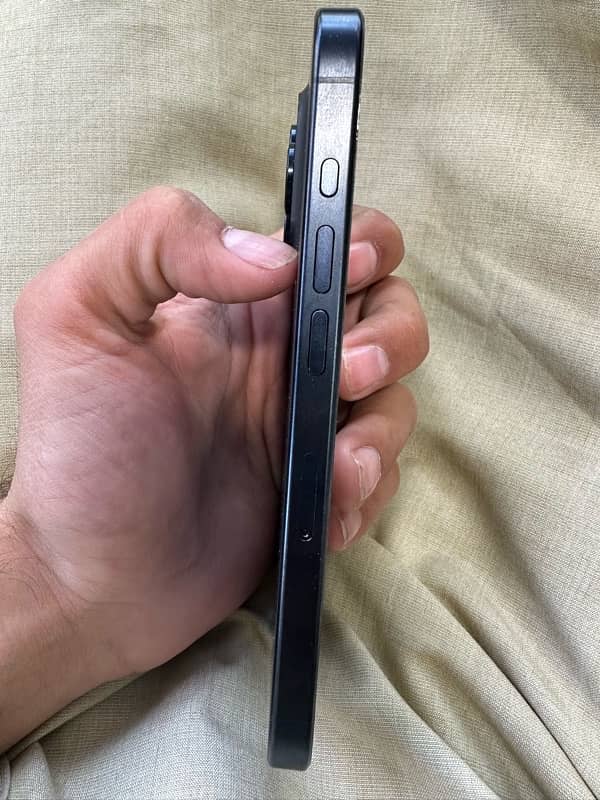 iPhone 15 pro pta approved 5