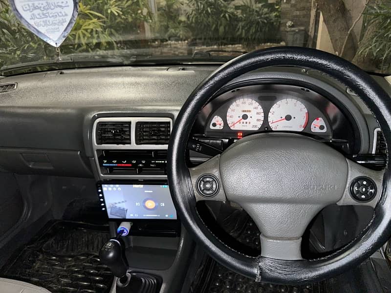 Suzuki Cultus 2016 12