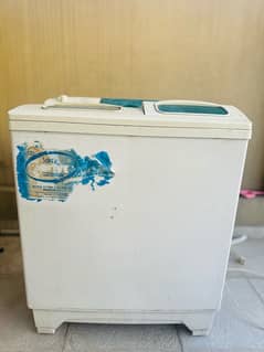 Semi Automatic Washing and Drying Machine