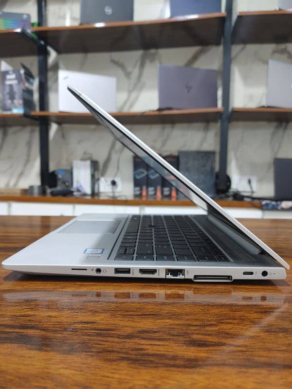 hp elitebook 840 G6, i5 8th gen, 8/256, 14" FHD 3