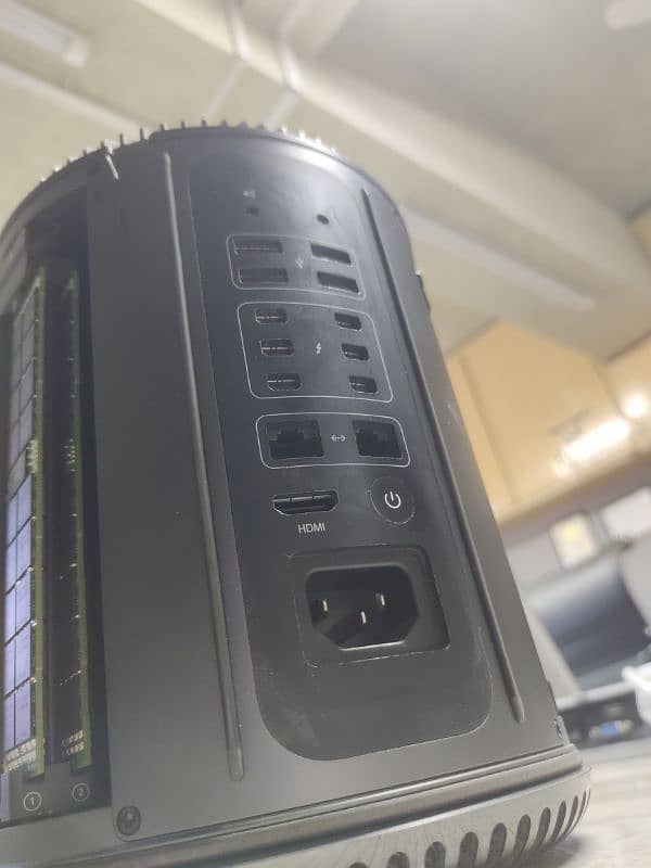 Apple Mac Pro Cylinder For Sale 2