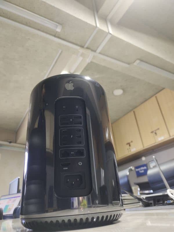 Apple Mac Pro Cylinder For Sale 7