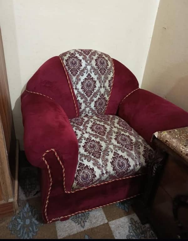 one Two three   sofa set 2 month  use huway new condition urgant sale 1