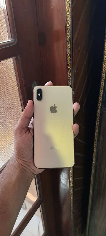 IPhone Xs Max Pta approved 256gb With box golden colour 1