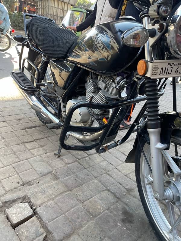 suzuki GS150 0