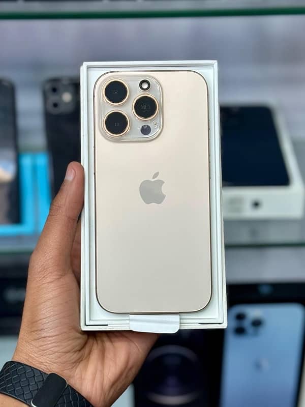 iphone 16 pro desert titanium 0