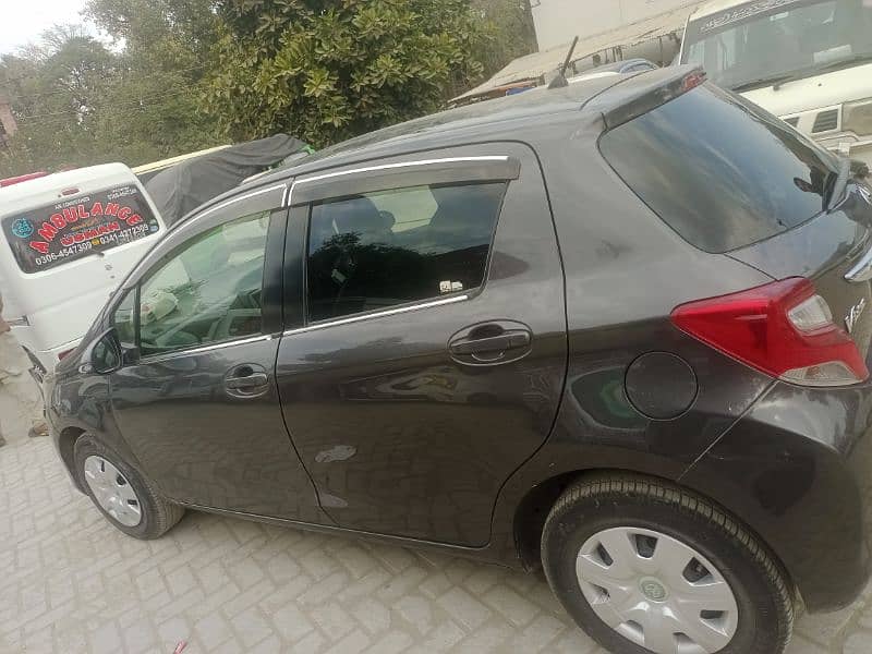 Toyota Vitz 2014 7