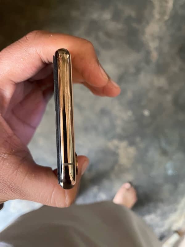 IPHONE XS NON PTA FU 3