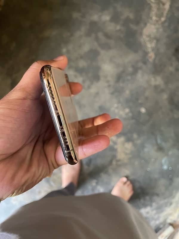 IPHONE XS NON PTA FU 5