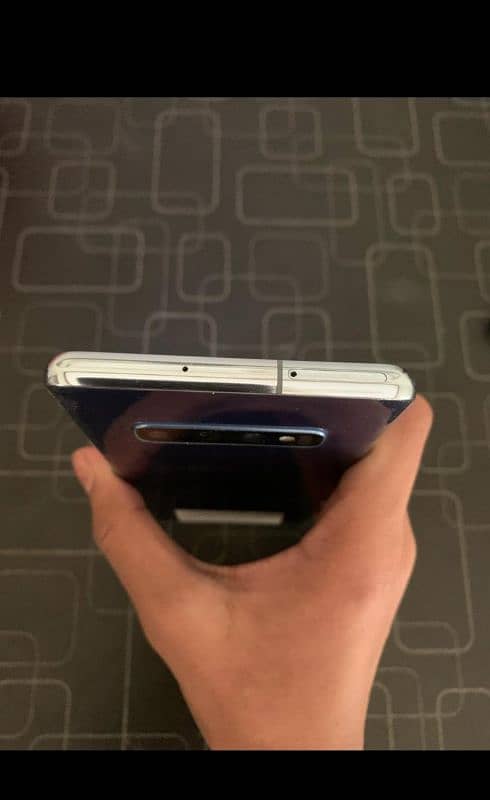 Samsung S10+ new condition 128gb ram 4k quality camra 3