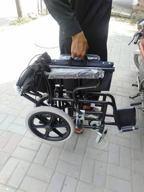 Wheelchair Foldable | Lightweight Wheel Chair | Comfortable in Karachi 2