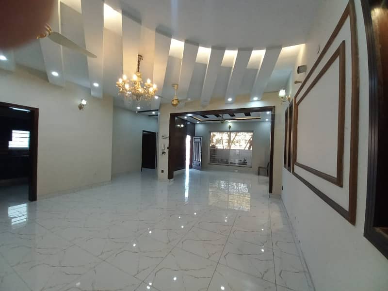 Brand New 10 Marla House Available For Sale In Overseas B Bahria Town Lahore 0