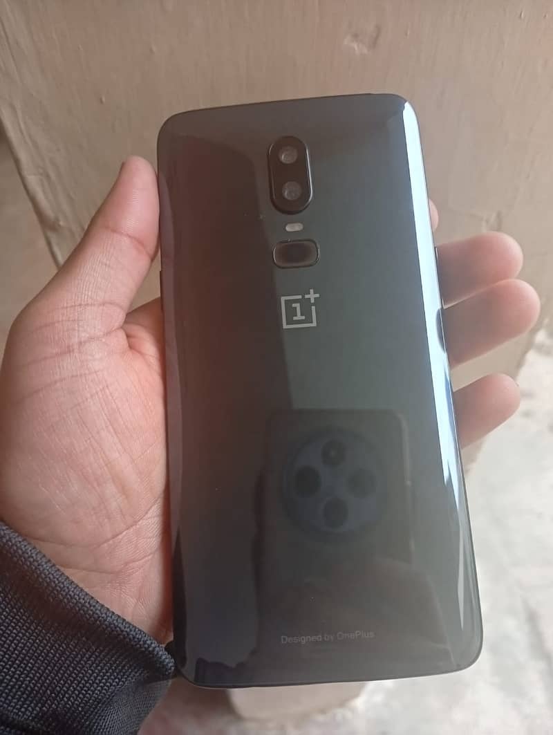 OnePlus 6 6/64 new condition 2