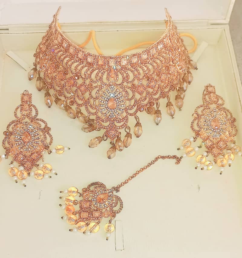 Maxi Just one time use with jewellery set 4