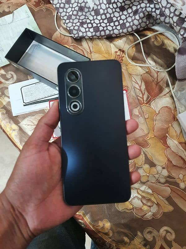 itel s25 just 2 month use only. . . rs 27000 only 1