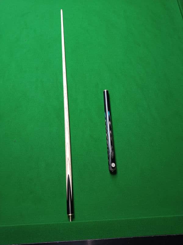 snooker cue for sale with box 1