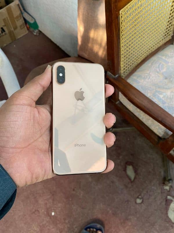 I phone xs 64gb dull Sim pta approved  just battery Chang 0