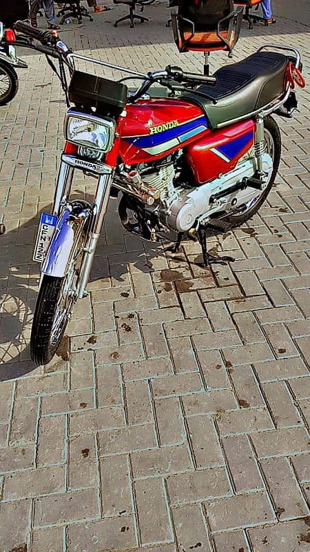 Honda 125 Full lush condition 2