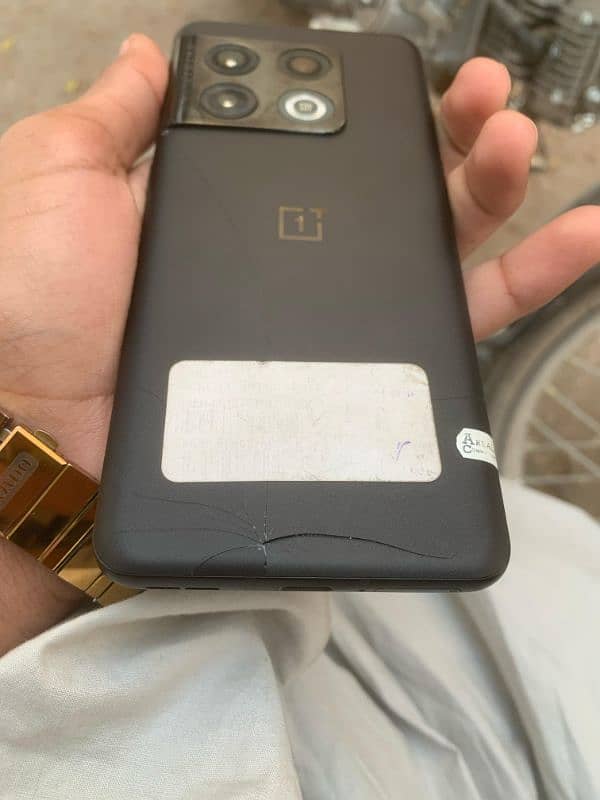 OnePlus 10pro 5G 128gb 8+4 rom back  thor sa crack ha 1