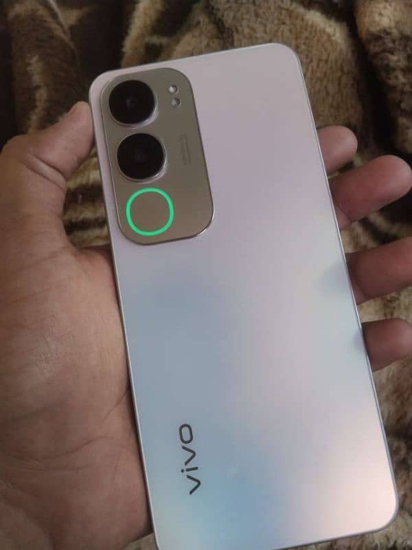 vivo y19s 1