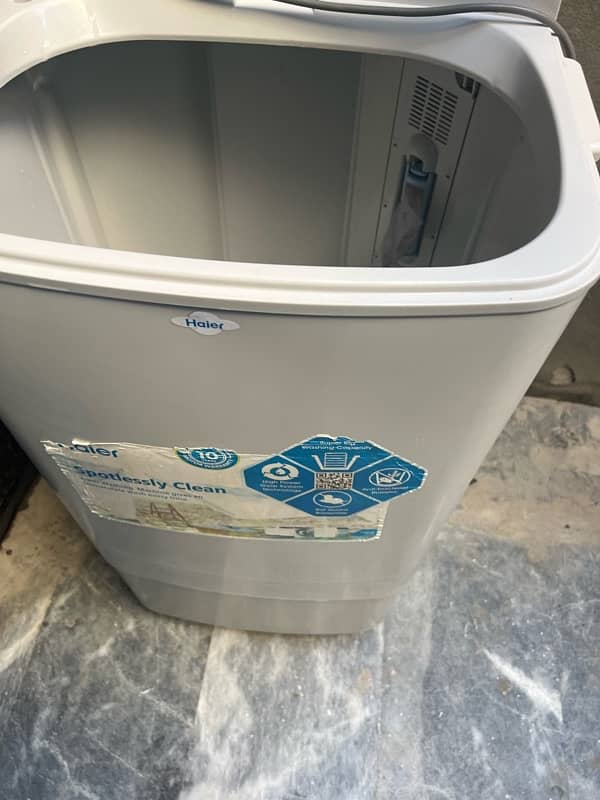 Brand New Haier 8 kg Washing Machine Still in Warranty 10