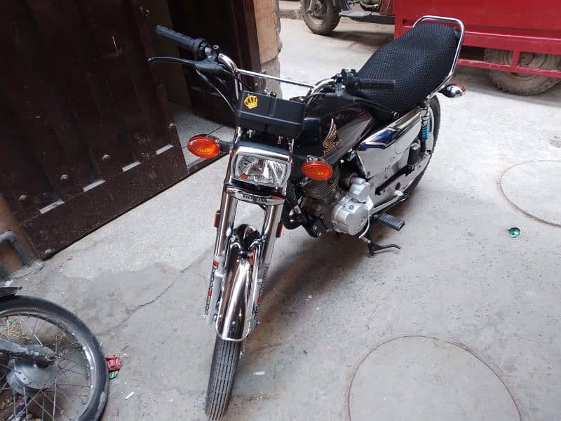 Honda 125 Special Edition 1