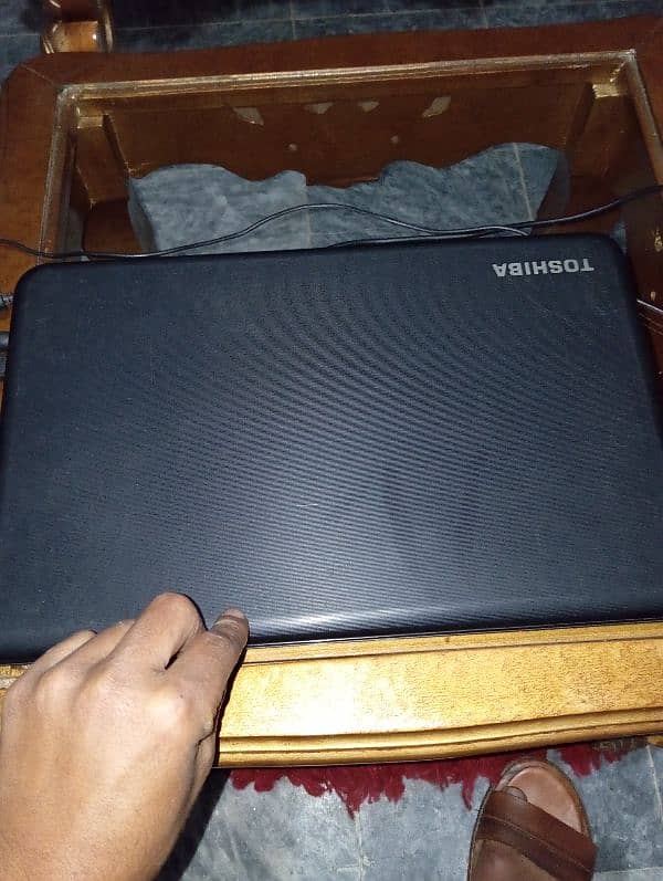 Toshiba satellite pro core i7 with 8 gb ram in good condition 1