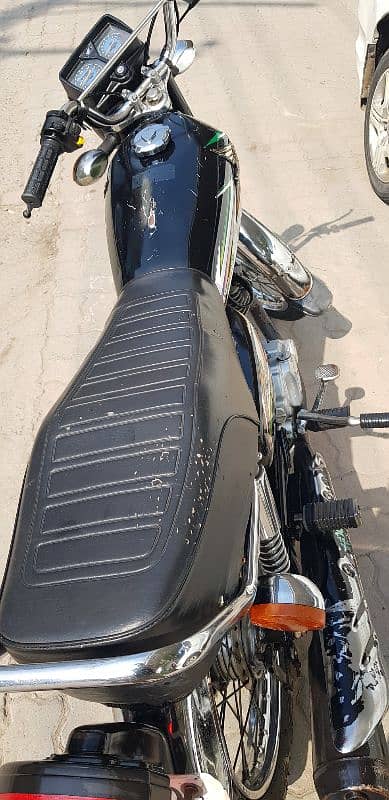 Honda CG125 2016 Black for sale 5