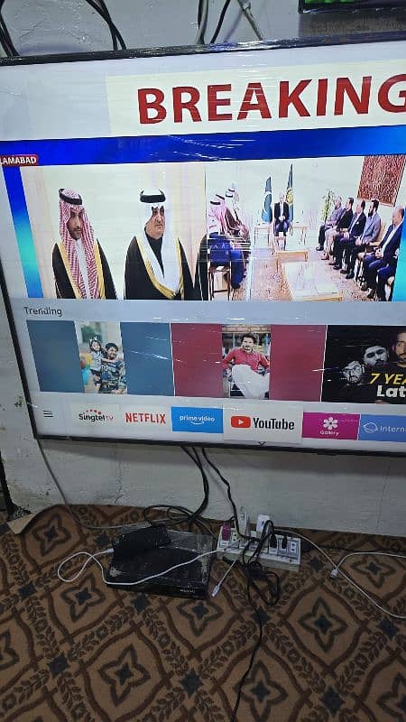 65 INCH SAMSUNG LED TV 4K SMART WIFI 2160 3840 1