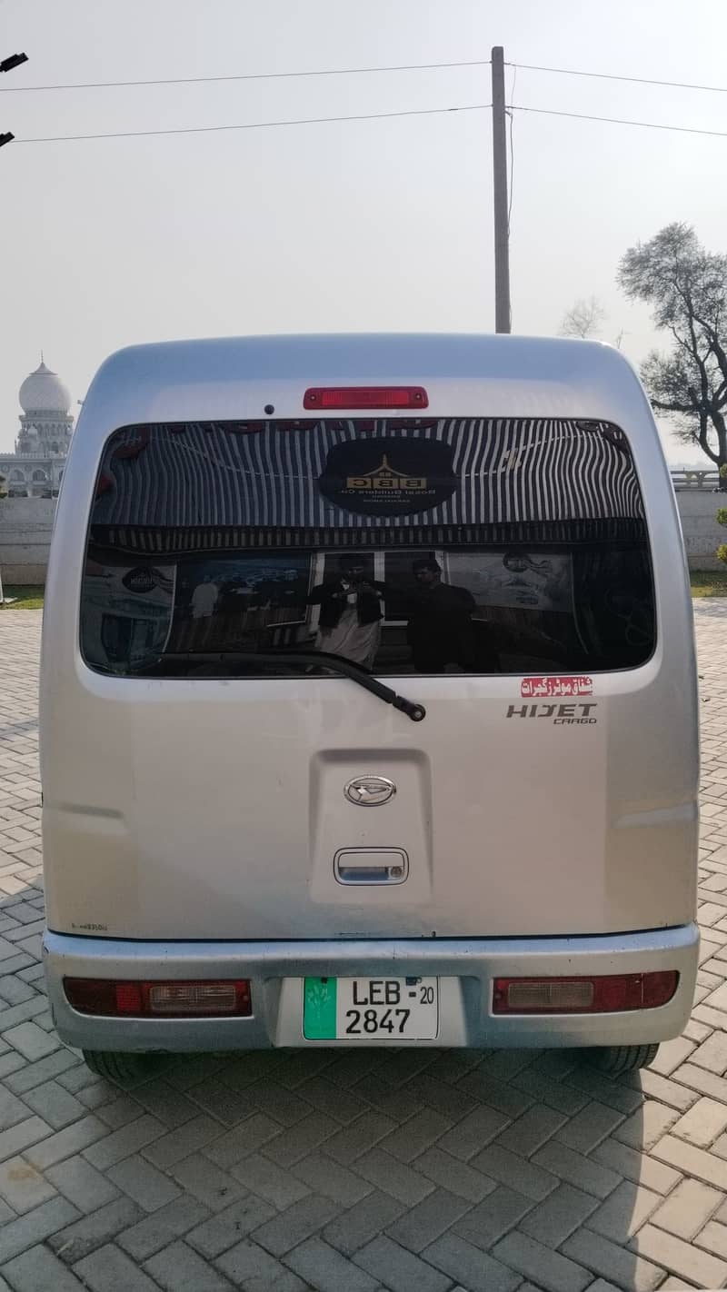 Daihatsu Hijet 2013 3