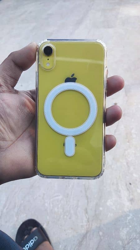 IPHONE XR 64gb Non pta 6