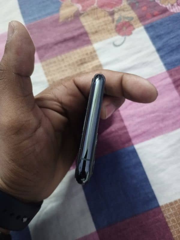 iphone 11 pro 256 GB For sale 3