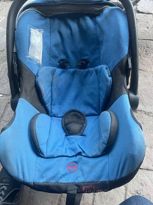 baby cot tennis blue and neat condition 2