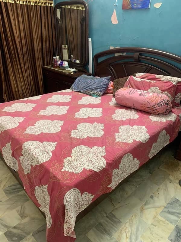 Bed, Jhoola, Cupboard, Dressing available for sale 2