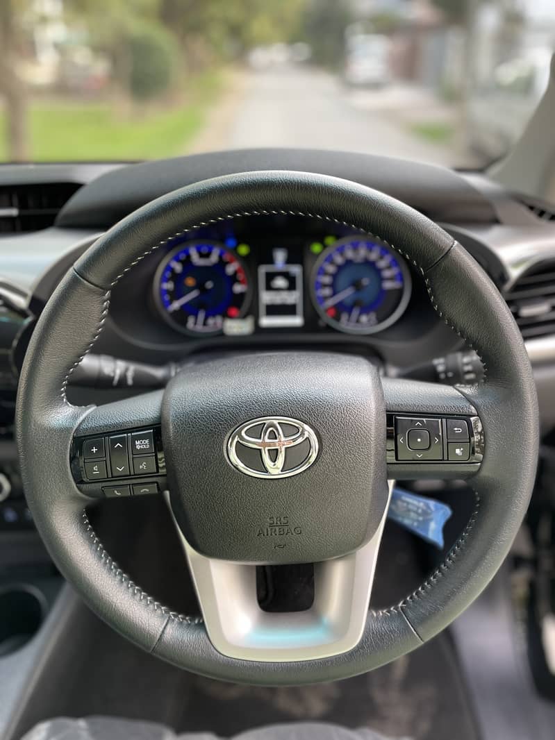 Toyota Hilux 2018 4