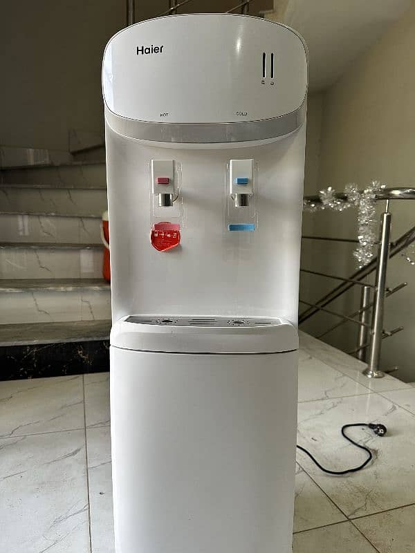 New Haier Refrigerator 10/10 Condition 0